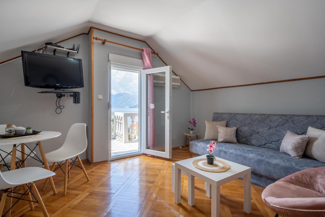 Apartment With Sea View Kotor Exterior photo